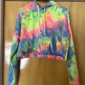 Tye dye cropped pull over!